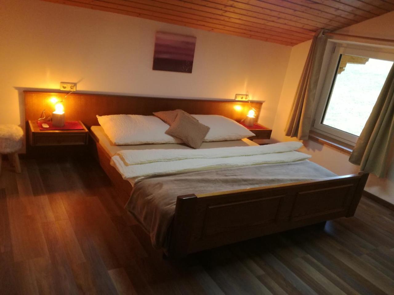 ホッホフィルツェンHaus Hubertusアパートメント エクステリア 写真